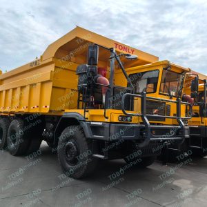 SHACMAN Automobile Tank Truck(Wide body vehicle)