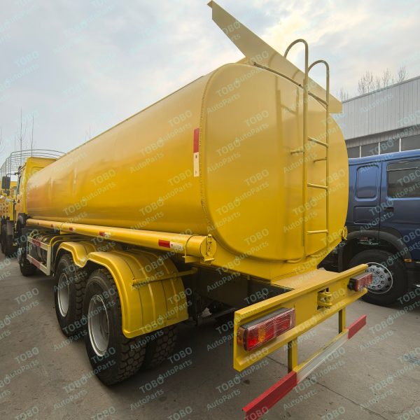 Renovation of HOWO 6X4 21000L Oil Transport Vehicle - 图片 2