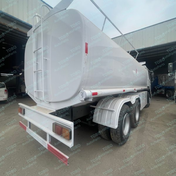 Renovation of HOWO 6X4 21000L Oil Transport Vehicle - 图片 5