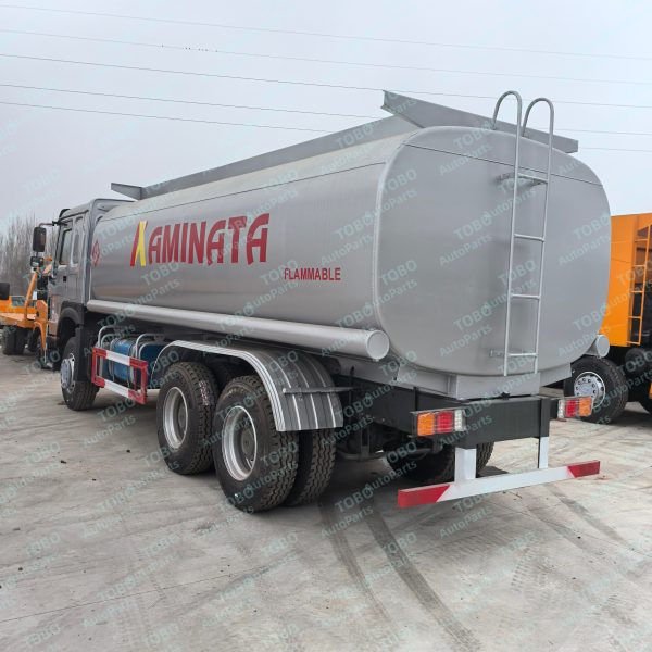 Renovation of HOWO 6X4 21000L Oil Transport Vehicle - 图片 3