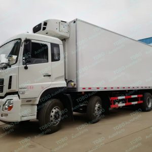 8x4 refrigerated truck chassis