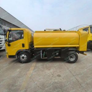 Renovation of HOWO Small Refueling Vehicle