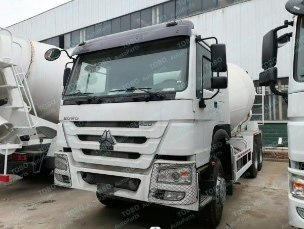 HOWO 6X4 Mixing Tank Truck - 图片 5