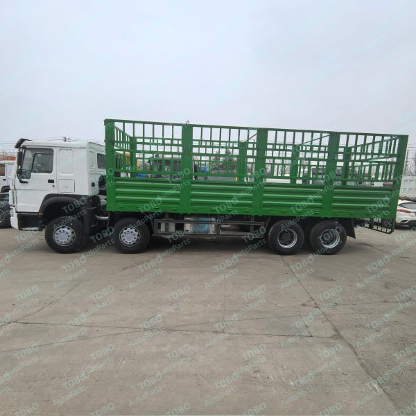Renovation of HOWO 8X4 Garaged Van - 图片 5