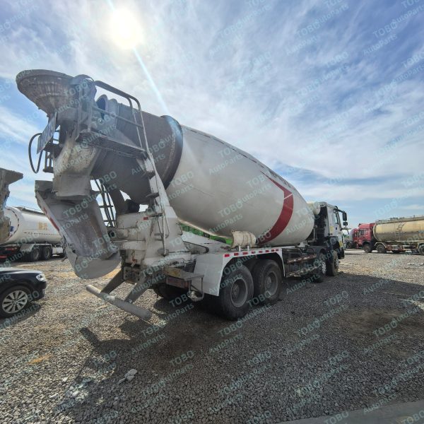 HOWO Second-hand 8x4 Chassis Mixer Truck - 图片 5