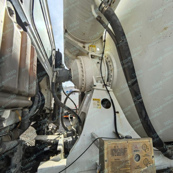 HOWO Second-hand 8x4 Chassis Mixer Truck - 图片 6