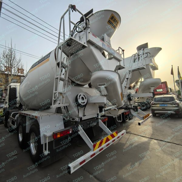 HOWO TX 8x4 Mixing Truck - 图片 3